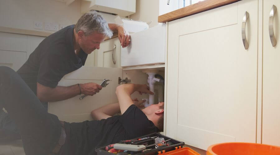 Plumber in Conklin, MI